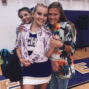 Meet your Posher, Hailey